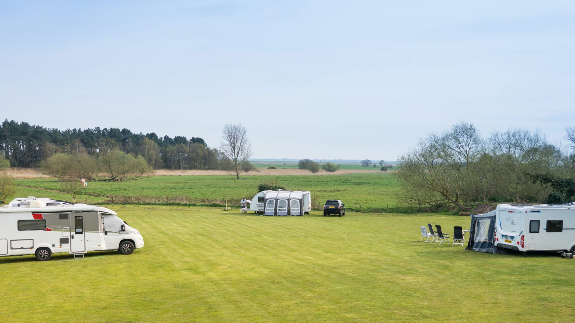 Lower Wood Farm - Caravan and Motorhome Club CL